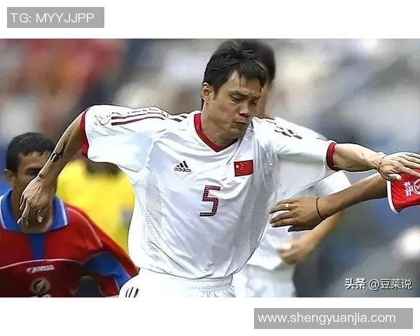 中国男足球明星风采大揭秘从球场到生活的精彩瞬间